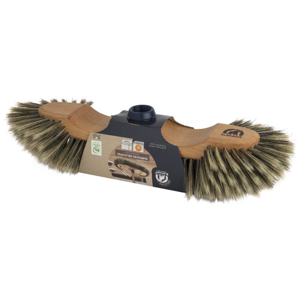 Balai de ménage en soie avec fixe manche 33 cm Charleville - Balayage et Dépoussiérage Balai de ménage en soie avec fixe manche 33 cm Charleville - Balayage et Dépoussiérage
