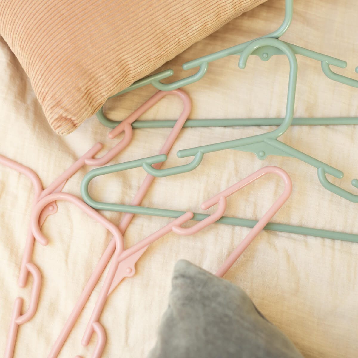 Cintre plastique kids x6