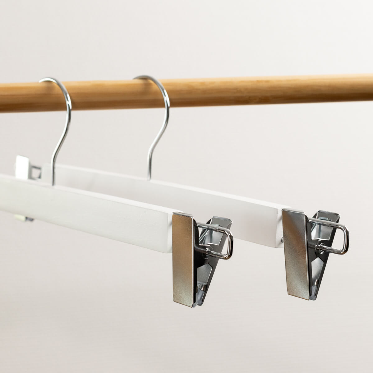Cintre à pinces jupes/pantalons x2